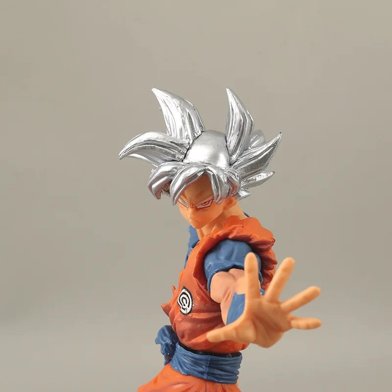 Hair Care Japan Products - シルバーのドラゴンボールのアクションフィギュア,24cm,漫画の髪のモデル,アクションフィギュア,ソン悟空,kungru,ブドカイ,リーチ,ベジータ,ボクサー,PVC